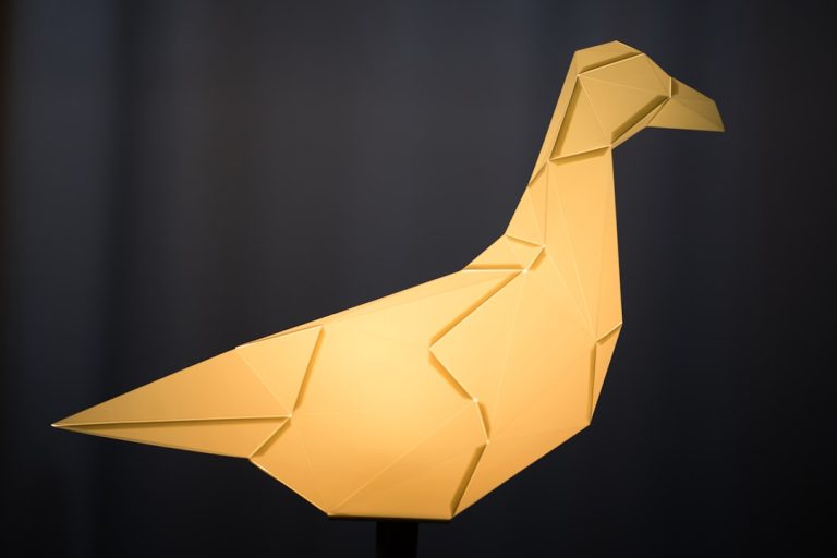 The Art of Mixing Luxury and Budget-Friendly Home Decor Products